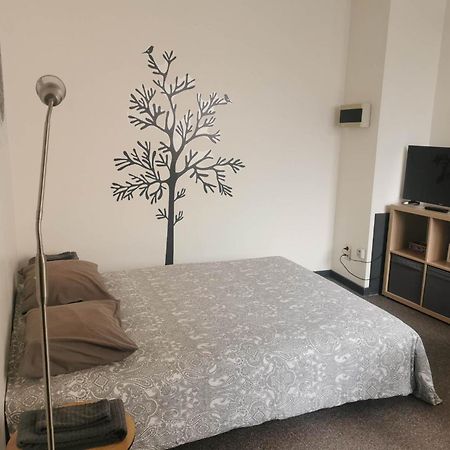 Apartamento Impasse 1 Fosses-La-Ville Exterior foto